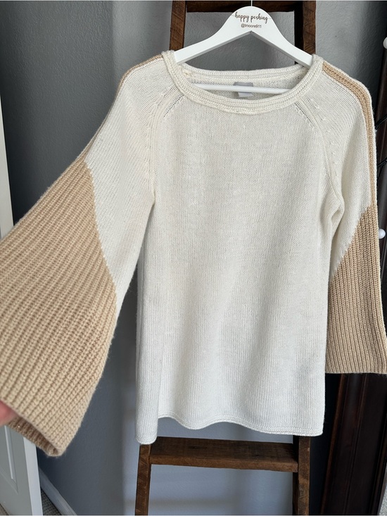 Chico's Sweaters - Chico's Cream & Tan Bell-Sleeve Crew Sweater, size medium (1)